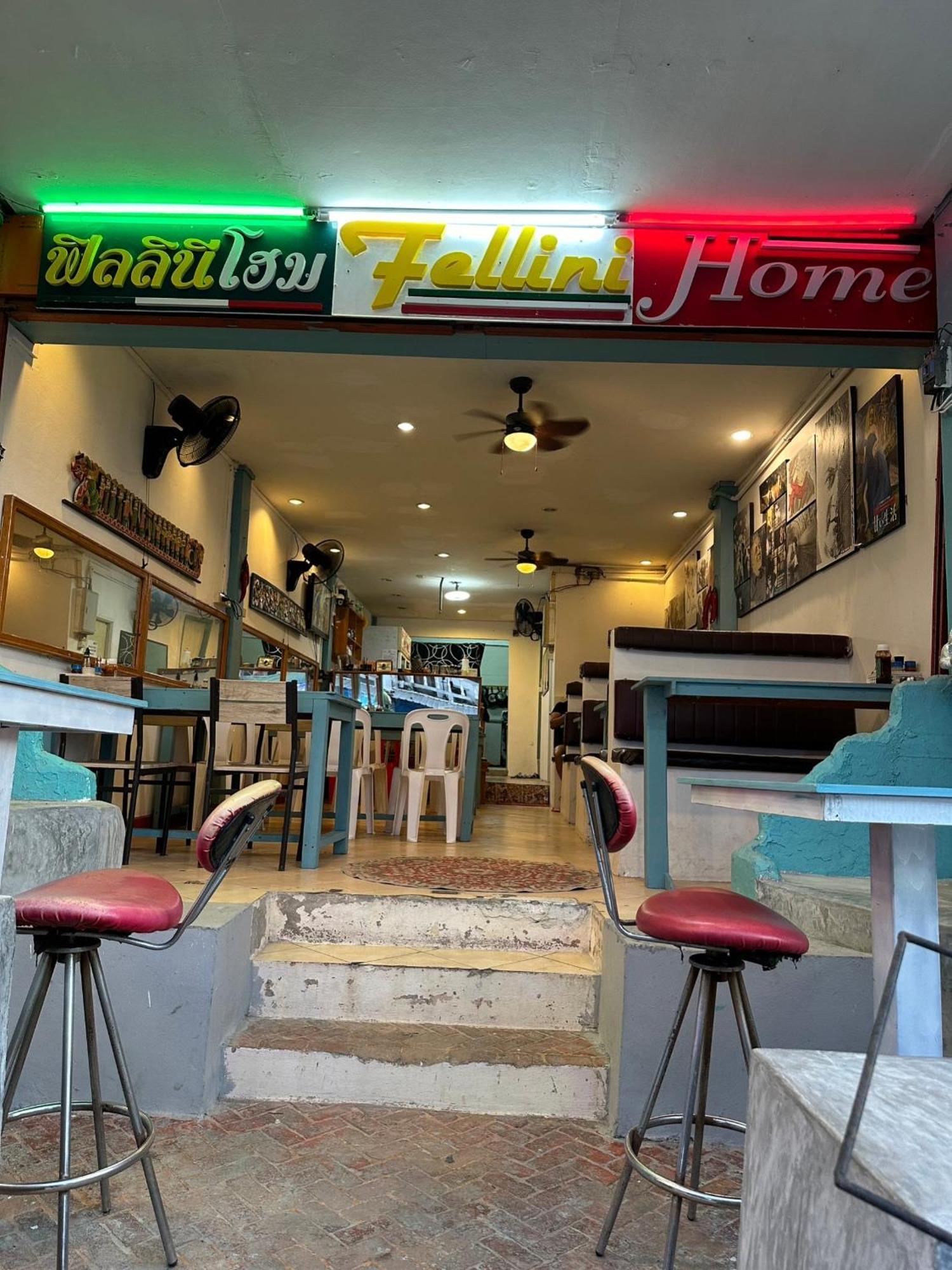 Haadrin Fellini Hostel & Pizzeria Haad Rin Exterior photo